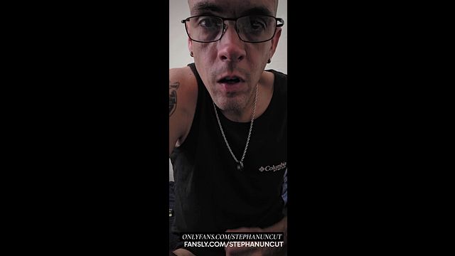 Uncut Cock Deeply Penetrates Partner
