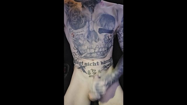 Gay Couple Fucks in Public Car