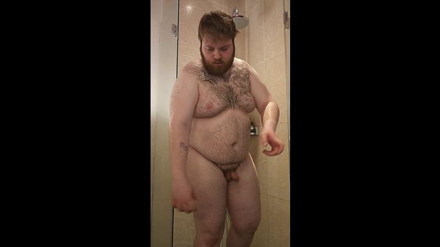 Gay Man Masturbates in Shower