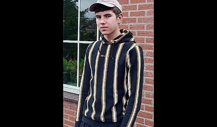 Wesley Kalsbeek in Gay Mix Video