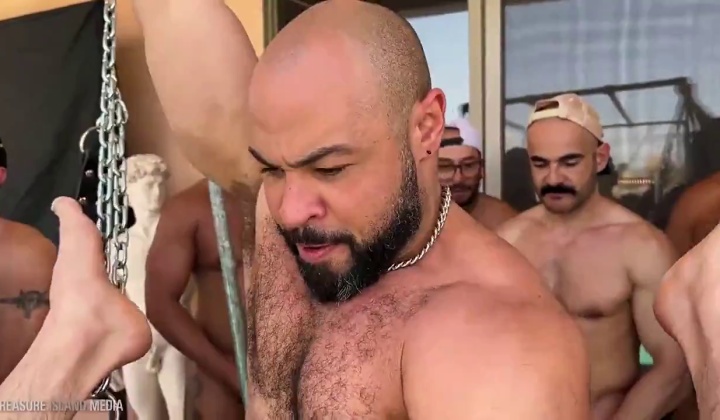 Gay Friends Explore Sodomy Together