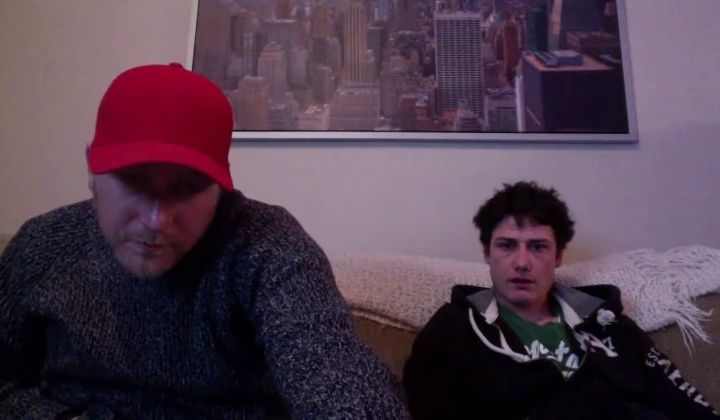 Solo Guy Jerks Off in Amateur Video