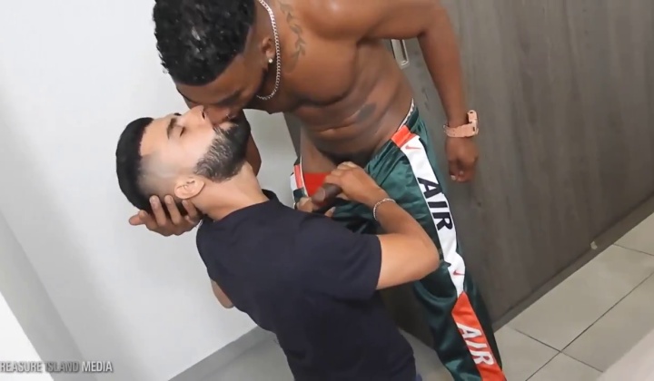 t cul  ? - Gay HD Stream