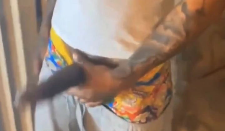 Blueface Exposes His Cock