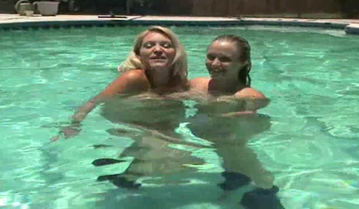 Twink Couple Charlee and Julie Have Underwater Sex