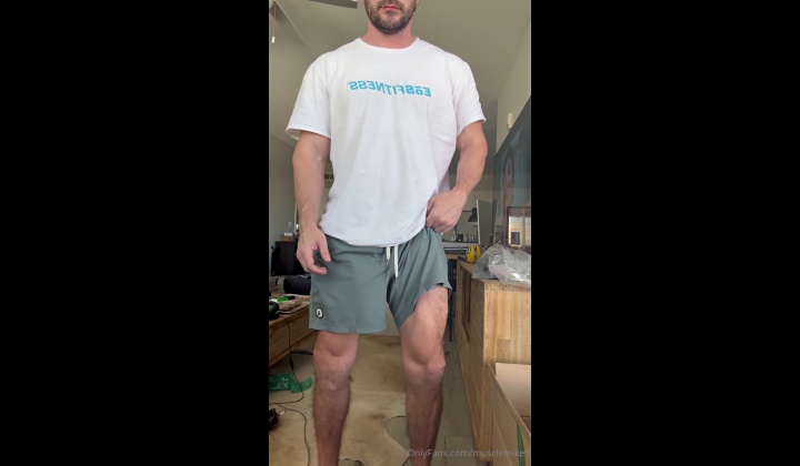 Gay Twinks Show Off Their Shorts