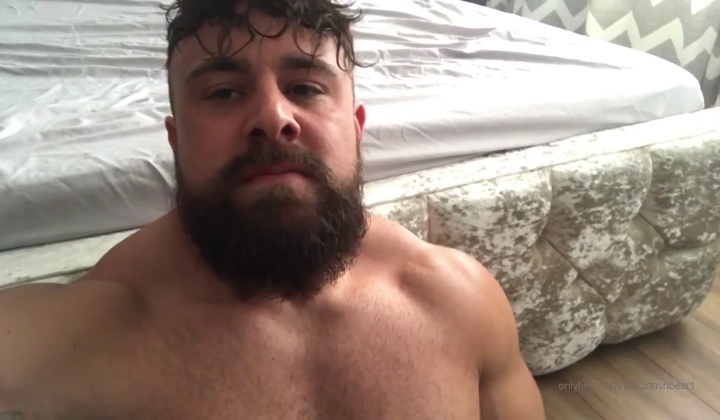 muscle bear rides dildo and jerk off  ?