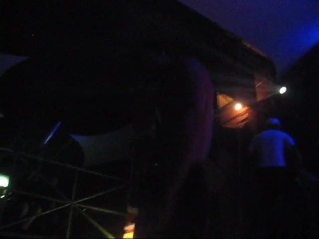 Gogo boy Dancing 007