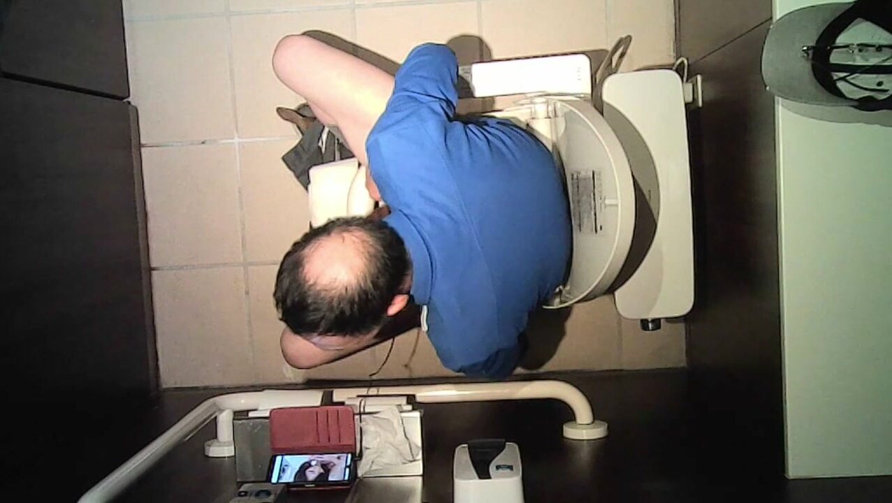 SPY JAPANESE TOILET CUM 40