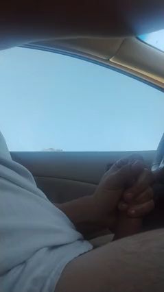 Gay Driver Gets Nutted in Traffic