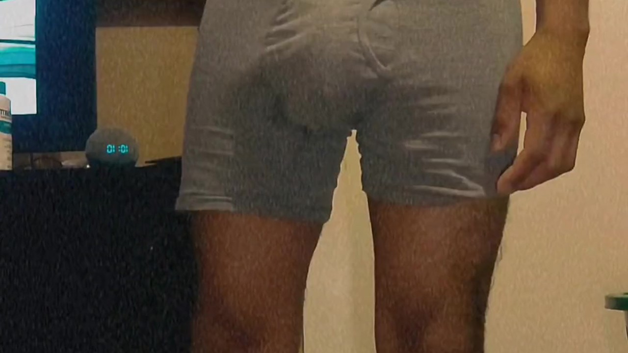 Mexican Twink Shows Off in Boxers on Cam