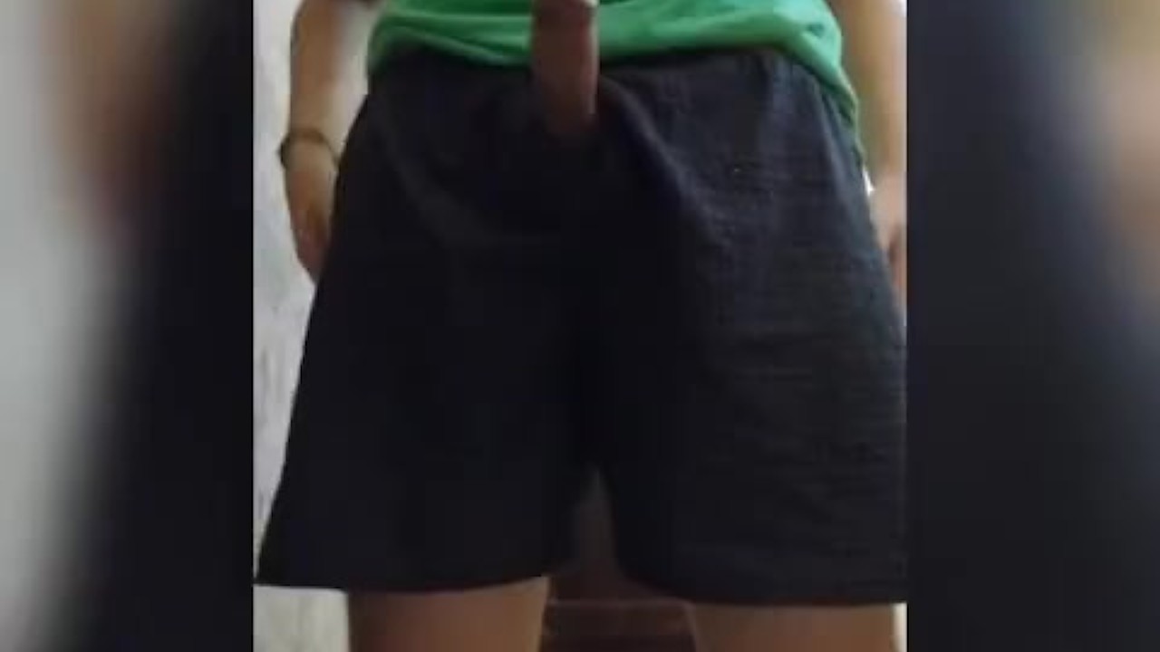 Guy Masturbates in Cousin's Bathroom