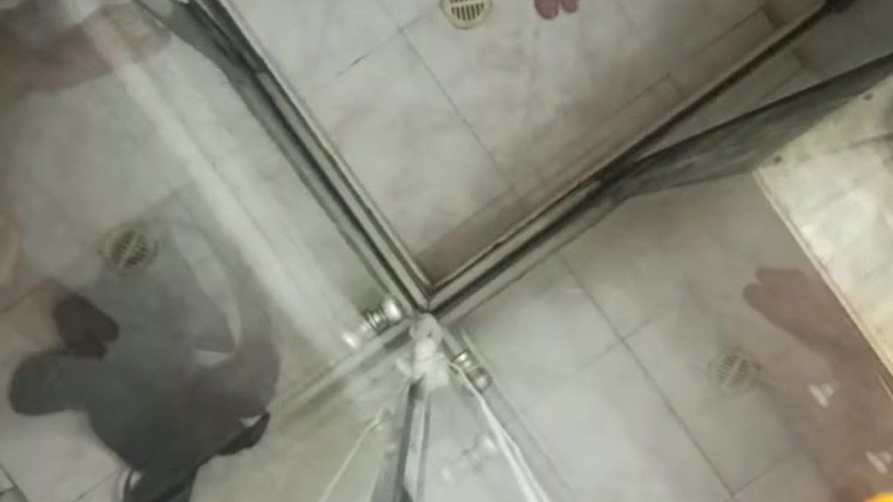Two Men Shower and Fuck in Wet Encounter