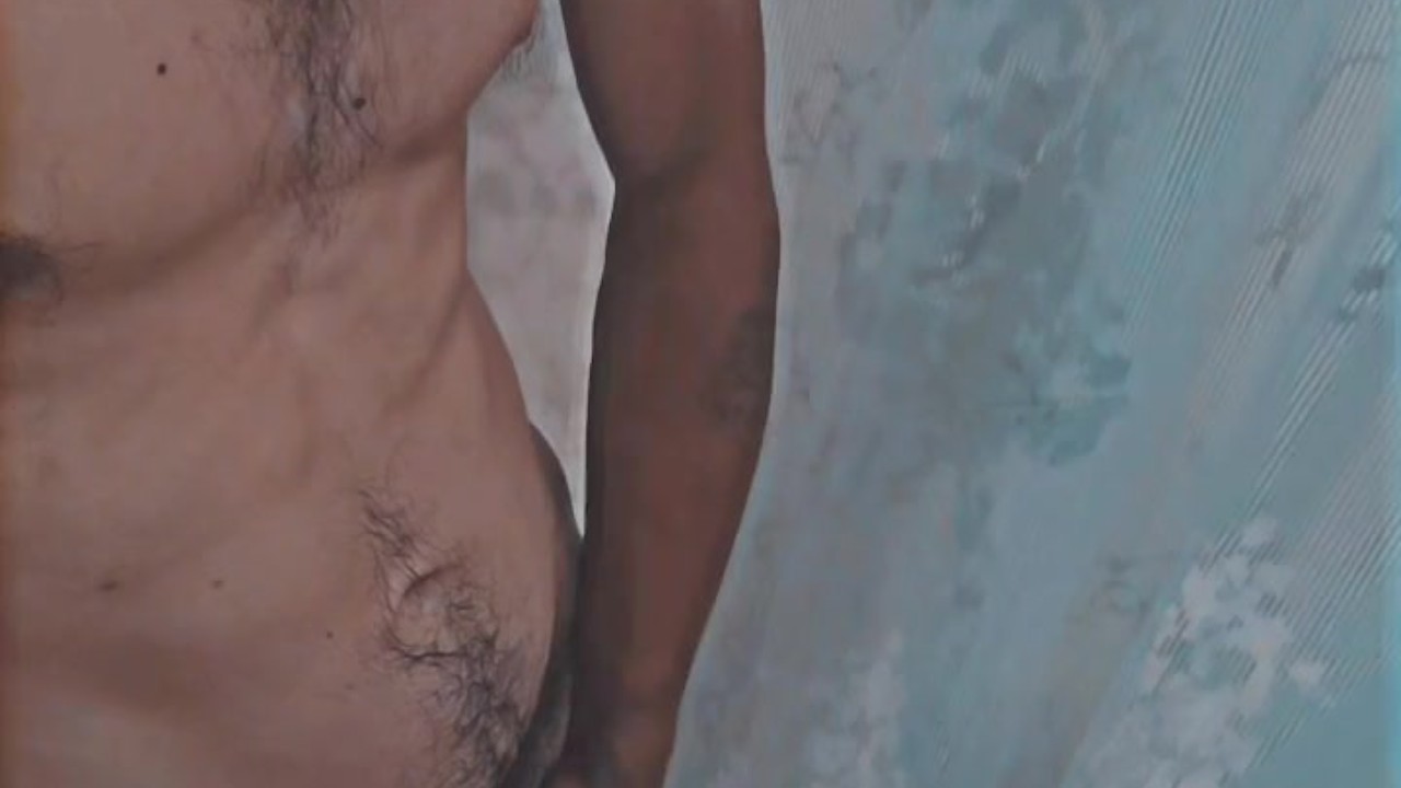Twink Masturbates in Shower Solo