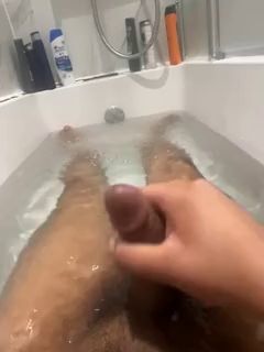 Pakistani Guy Masturbates Alone