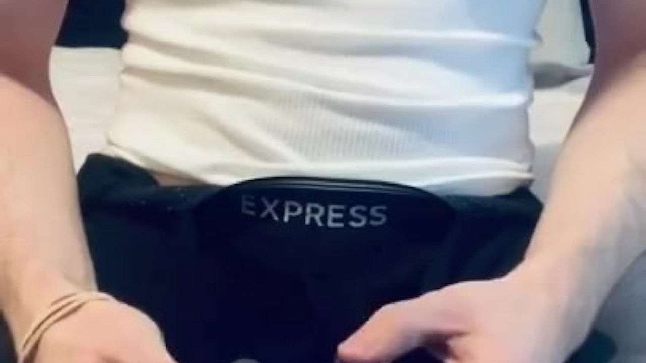 Gamer Twinks Fuck During Live Stream