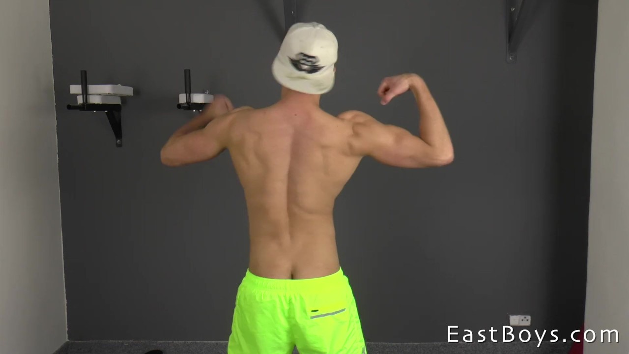 Muscle Boy Strips Naked for Fitness Casting