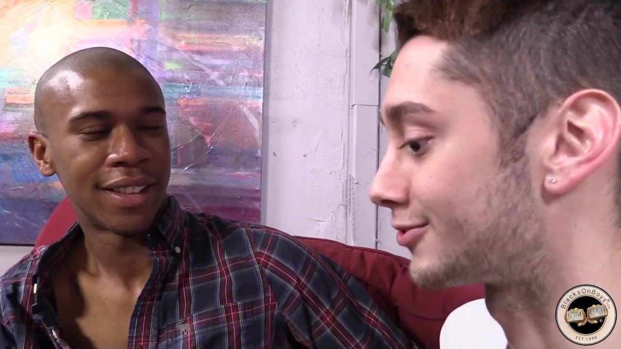 Chip Currie's Interracial Gay Debut with Hardcore Action