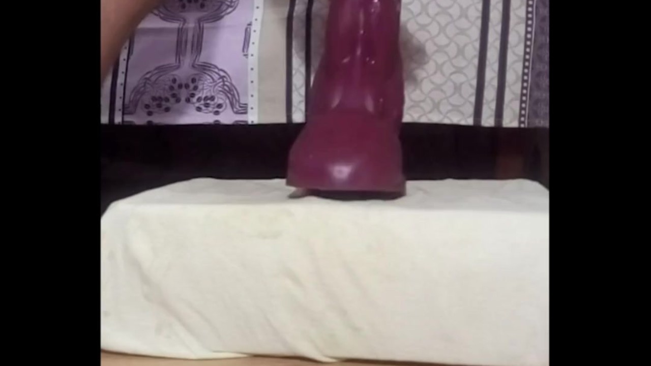 Bad Dragon Stan in Anal Sex Action