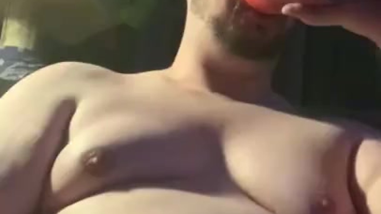 Chubby Guy Masturbates to His Own Reflection