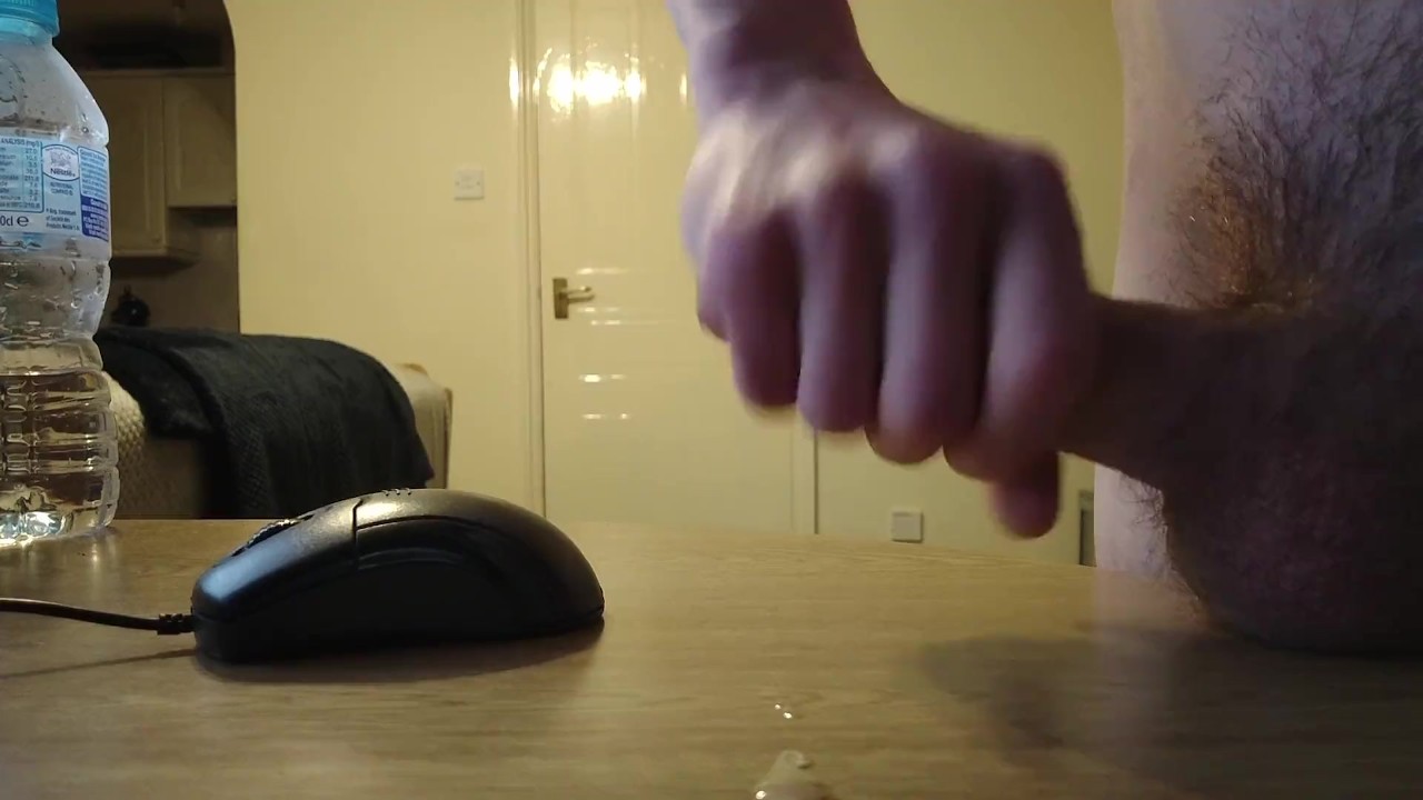 Guy Jerks Off at Desk, Blows Load While Working