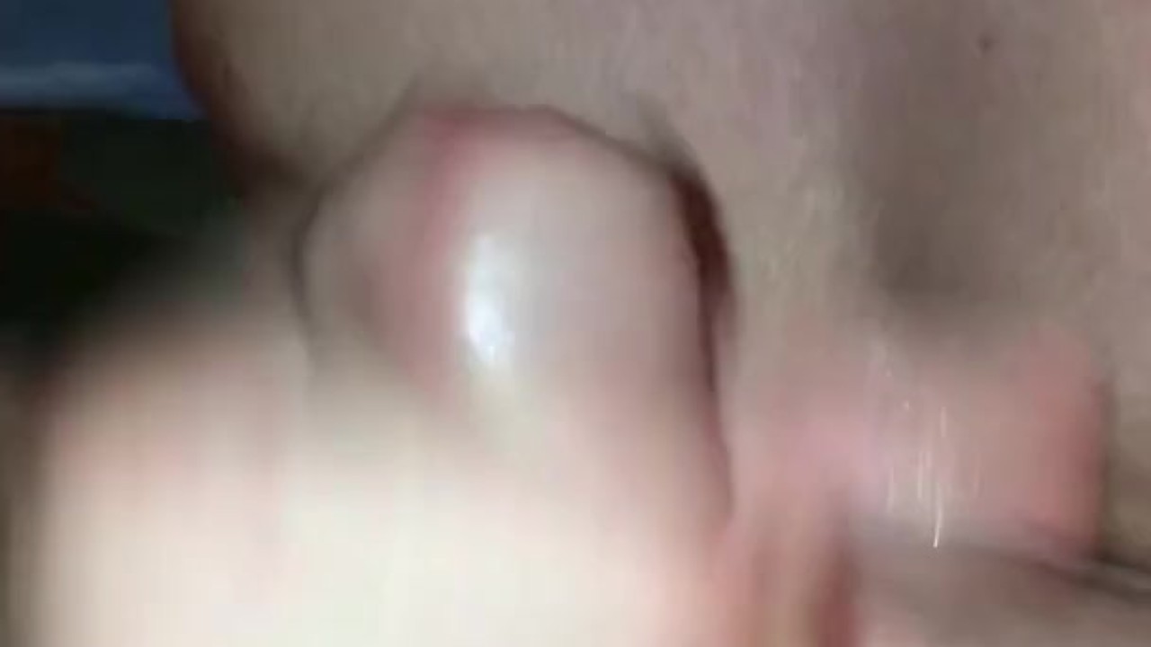 Close Up Solo Blowjob and Cumshot