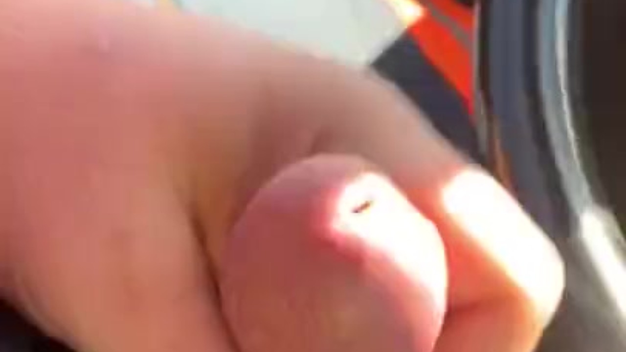 Guy Masturbates in Tow Truck Alone