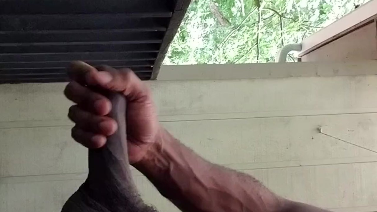 Guy Jerks Off Outdoors