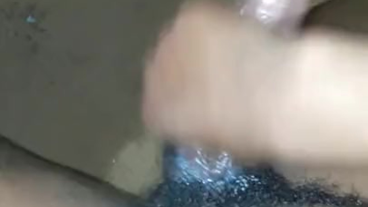 Guy Masturbates Outside Alone