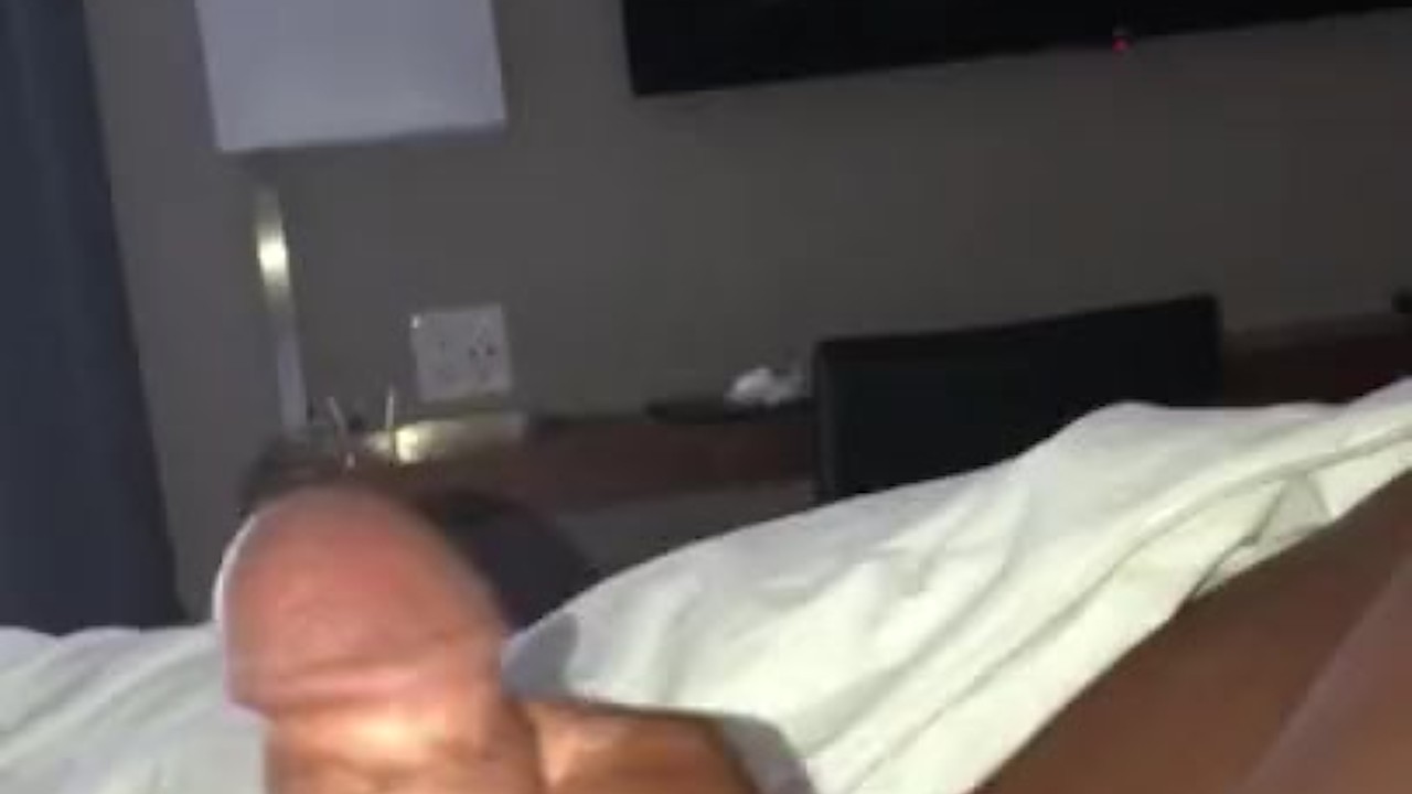 Guy Masturbates with Big Load at Home