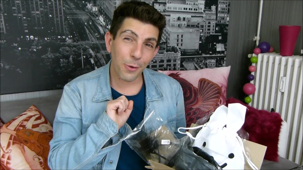 Kawaii Boy Plays with Sextoys