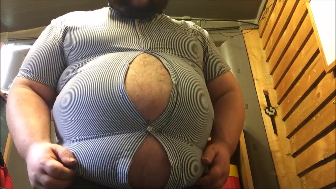 Young Twink's Button Popped by Hung Top