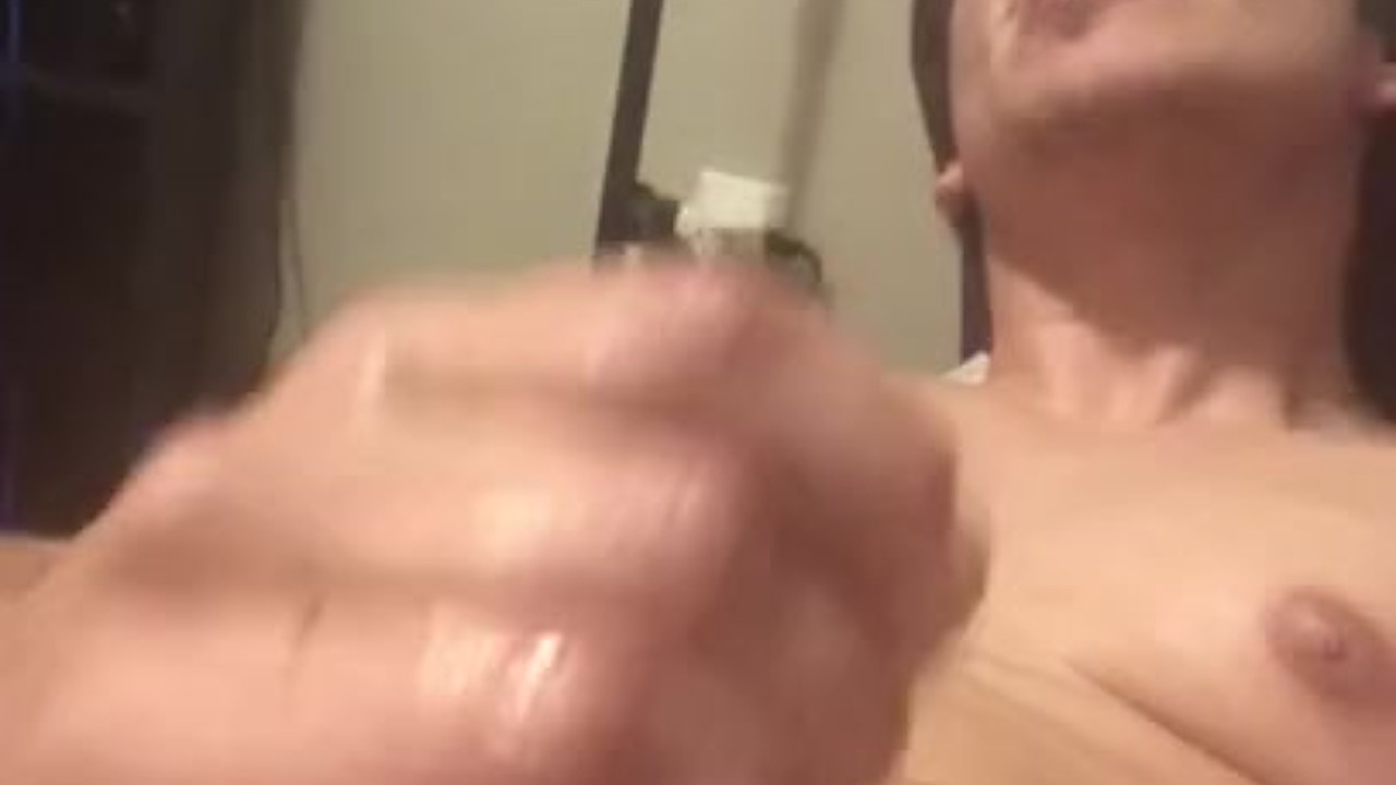 Guy Masturbates in Tribute Jack Off