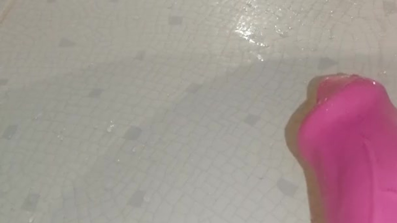 Horny Guy Gets Cum Covered Ass