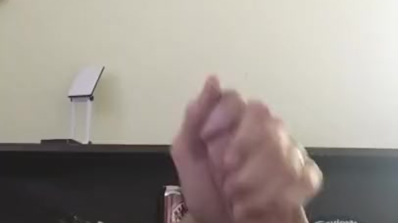 Guy Masturbates to Morning Orgasm