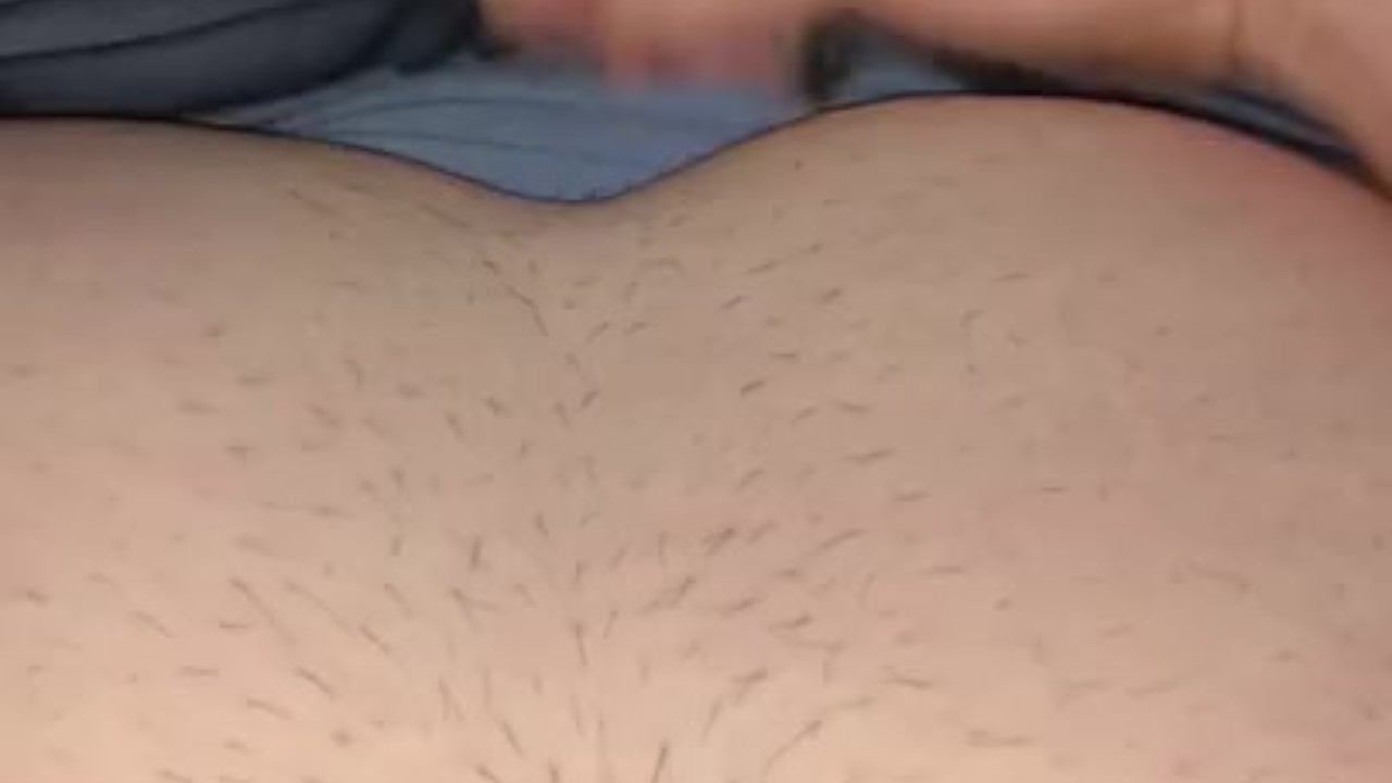 Chubby Guy Masturbates to Climax