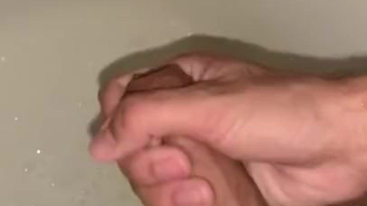 Latin Guy Masturbates in Tub on Knees