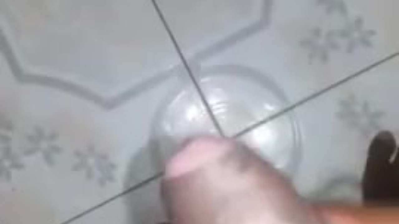 Big Dick Guy Shoots Cumshot
