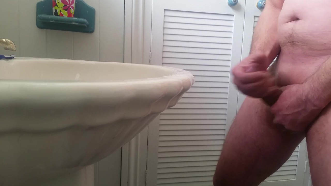 Guy Shaves Cock and Balls Before Masturbating