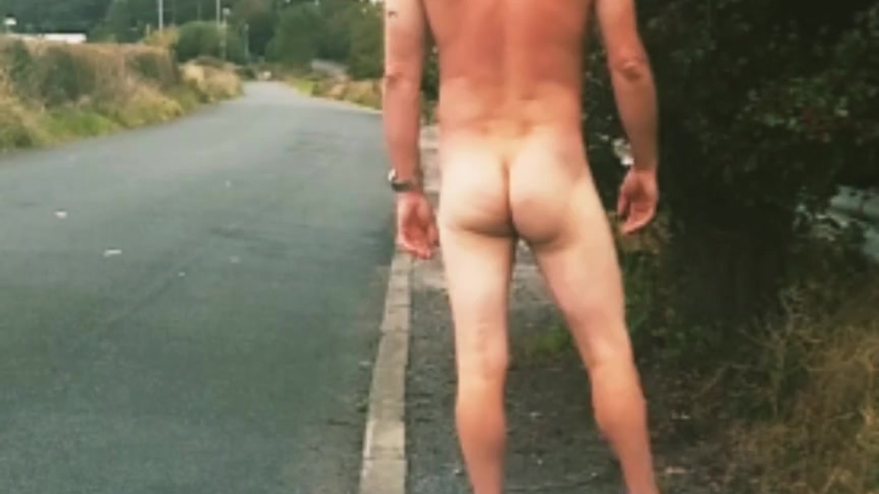 Guy Exposes Himself Naked on Road