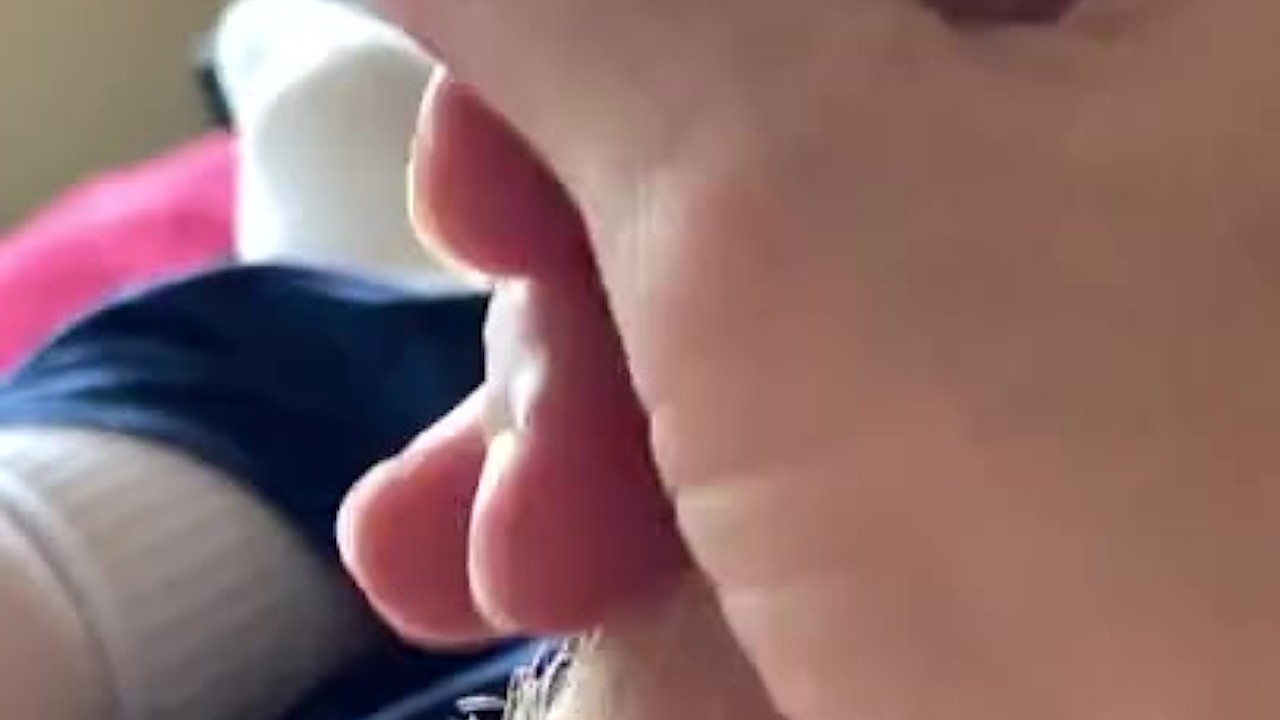 Solo Guy Jerks Off at Home