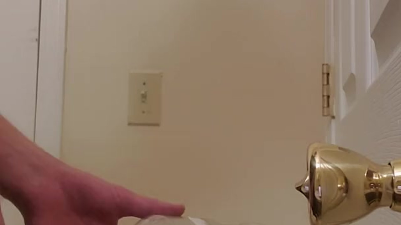Gay Guy Drinks His Own Fresh Urine