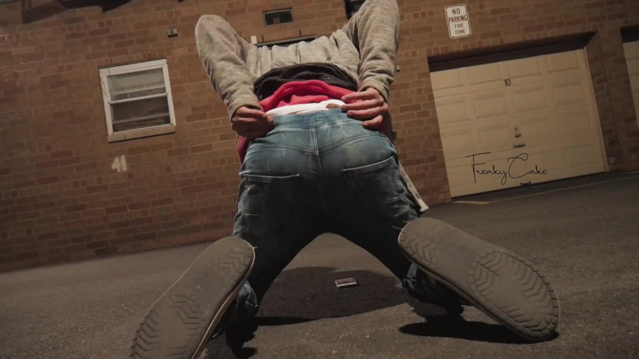 Gay Couple Fucked in Public Parking Lot, Caught Flashing