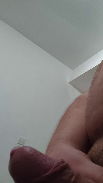 Hairy Guy Jerks Off to Cum