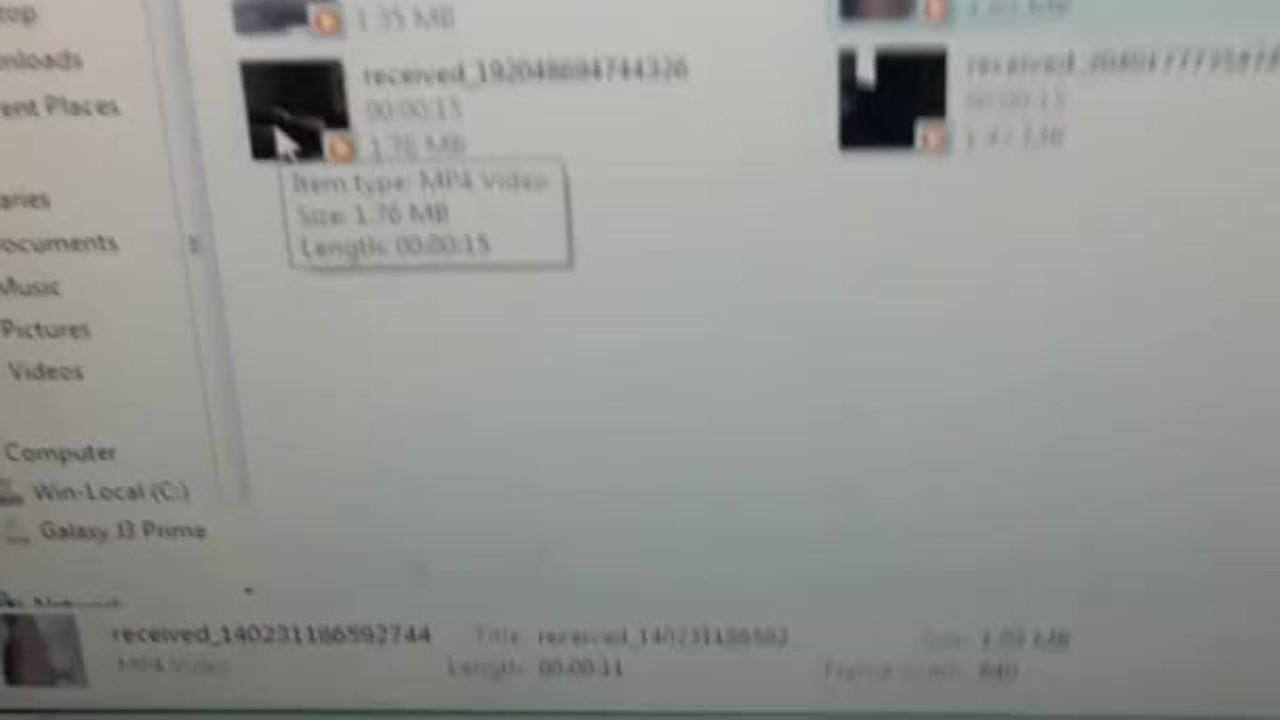Guy Masturbates in Solo Video