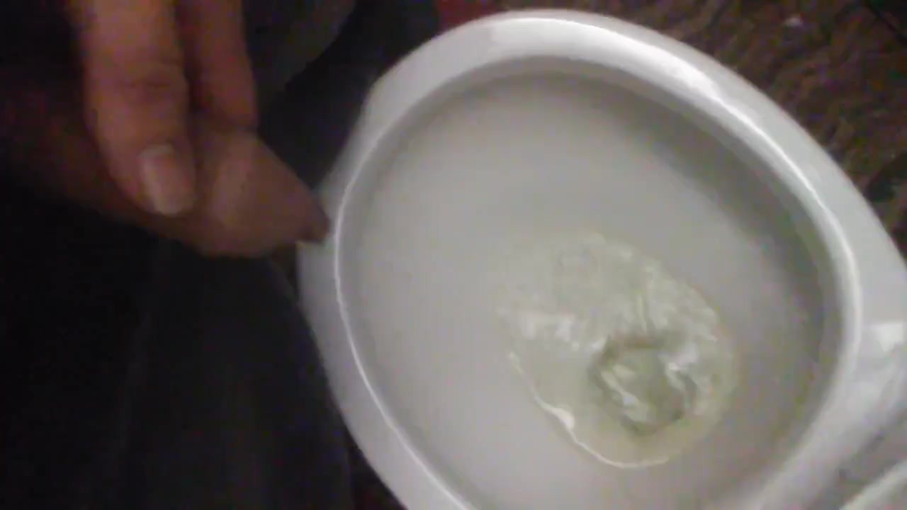 Hairy 20 y/o uncut cock pissing