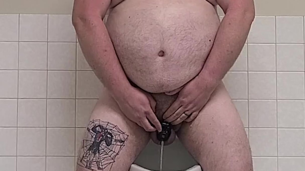 Only way caged subs should use the urinal