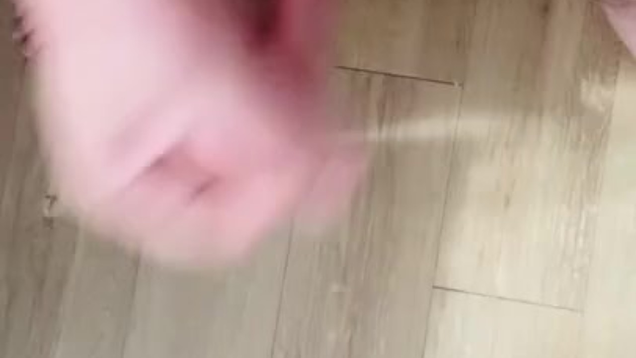 MY JUICY COCK NEEDS HEAD SO BAD- Jerking off