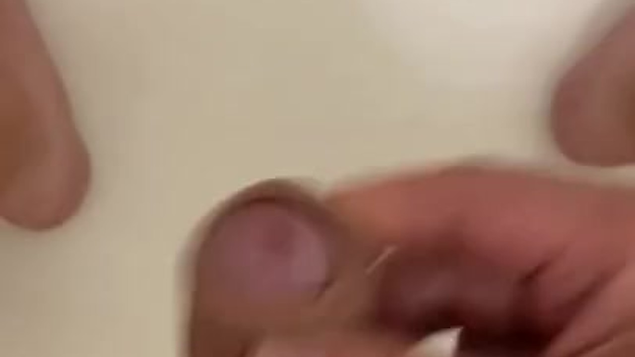 Pre shower release
